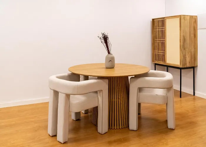 Business Office - With Garage Apartament Linda-a-Velha